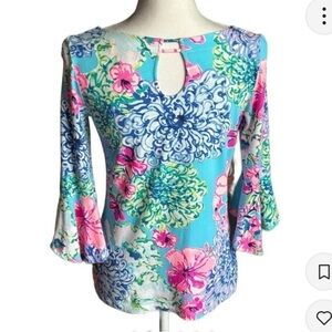 Lilly Pulitzer 3/4 bell sleeve Fontaine top size small